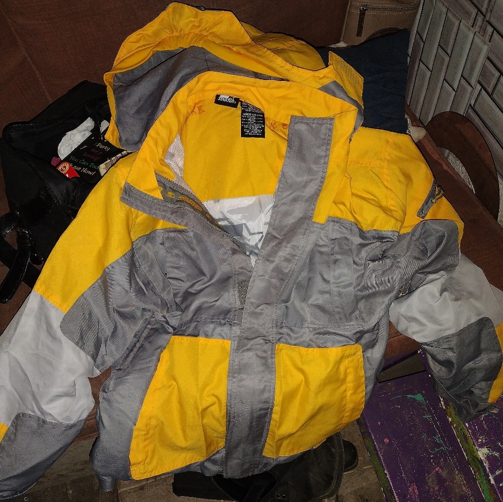 Like new volunteers starter jacket
